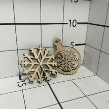 Подвесная деревянная игрушка